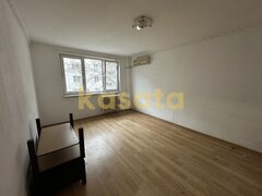 Raul Doamnei, 3 camere, etaj intermediar, bloc anvelopat