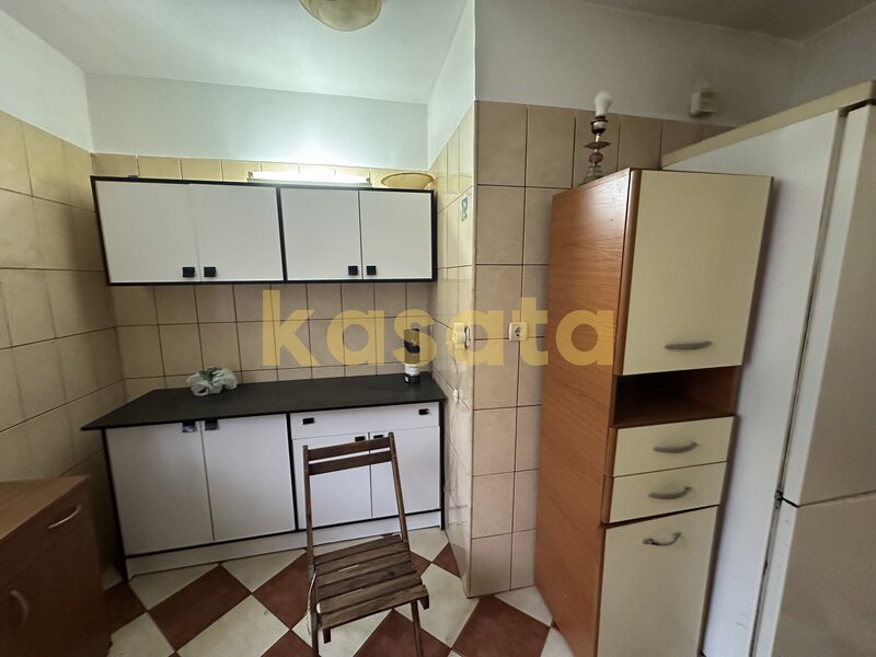 Raul Doamnei, 3 camere, etaj intermediar, bloc anvelopat