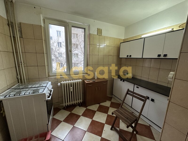 Raul Doamnei, 3 camere, etaj intermediar, bloc anvelopat