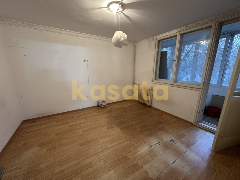 Raul Doamnei, 3 camere, etaj intermediar, bloc anvelopat